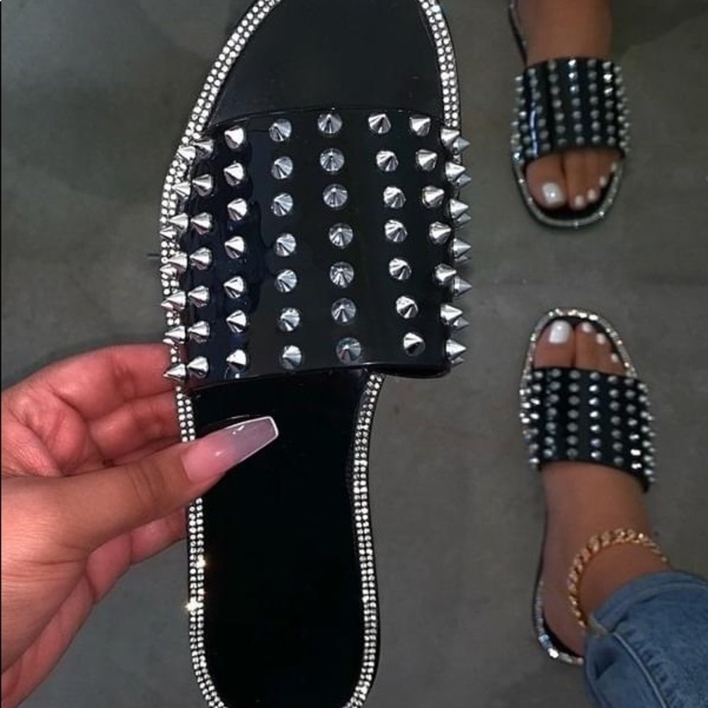 Spike slides